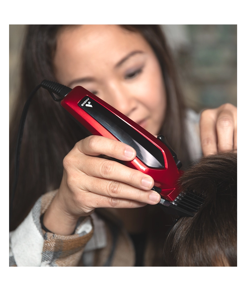 Thumbnail 562612 Ultra Clip Clipper in-use